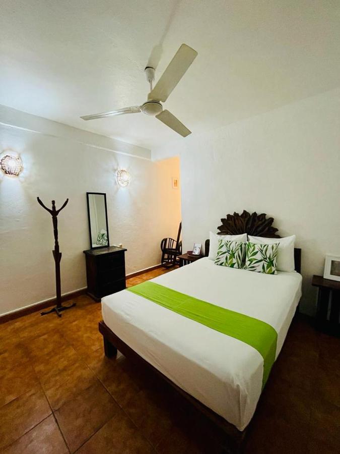 Hotel Casa De La Palma Bed & Breakfast زيهواتانيجو المظهر الخارجي الصورة