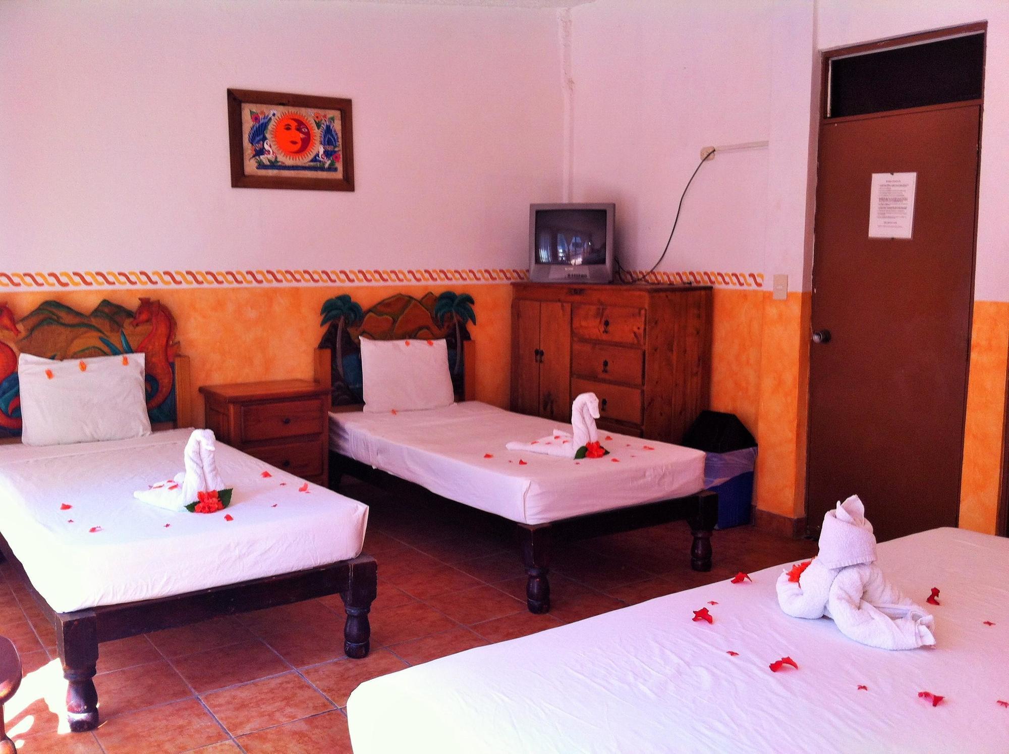 Hotel Casa De La Palma Bed & Breakfast زيهواتانيجو المظهر الخارجي الصورة